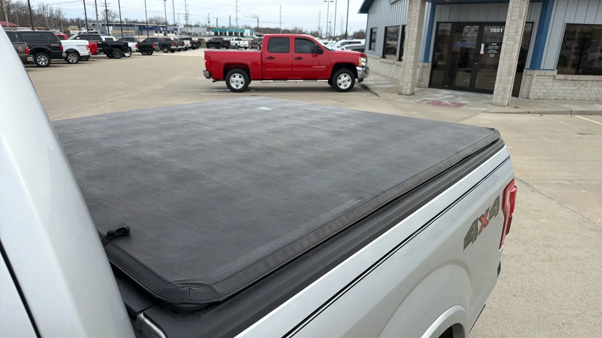 Used 2017 Ford F150 Lariat w/ Equipment Group 502A Luxury image 41