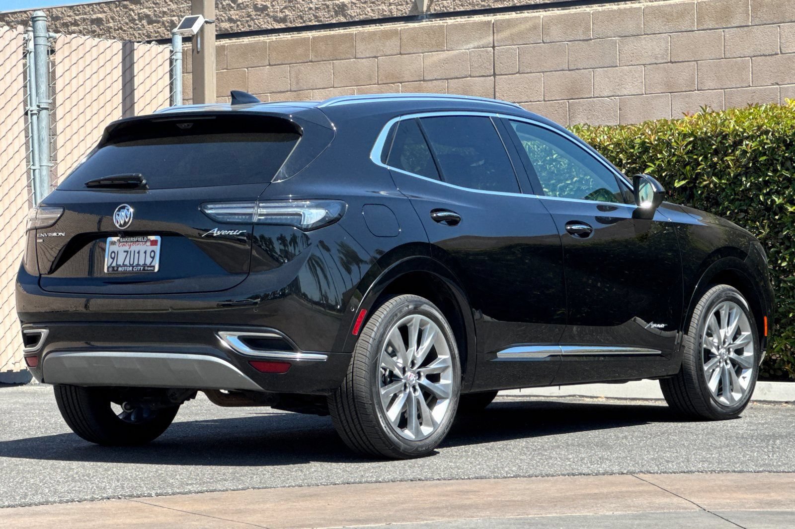 Certified 2023 Buick Envision Avenir AWD/4WD image 4