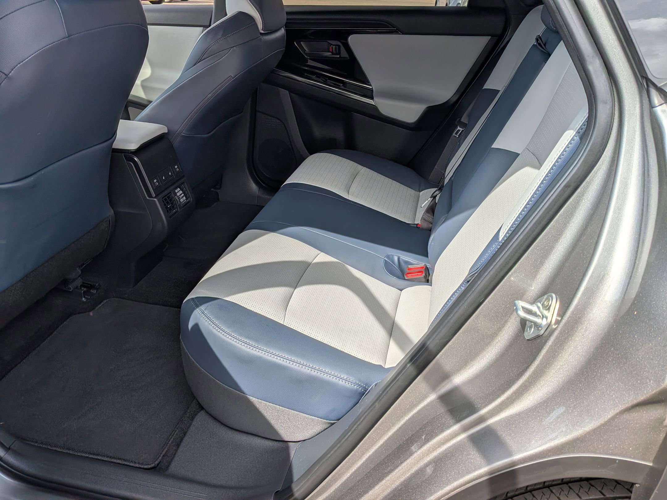 Certified 2023 Subaru Solterra AWD image 26