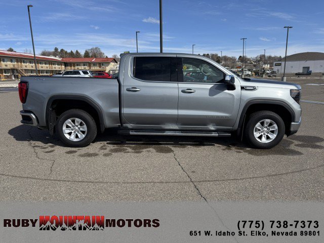 Used 2025 GMC Sierra 1500 SLE image 9