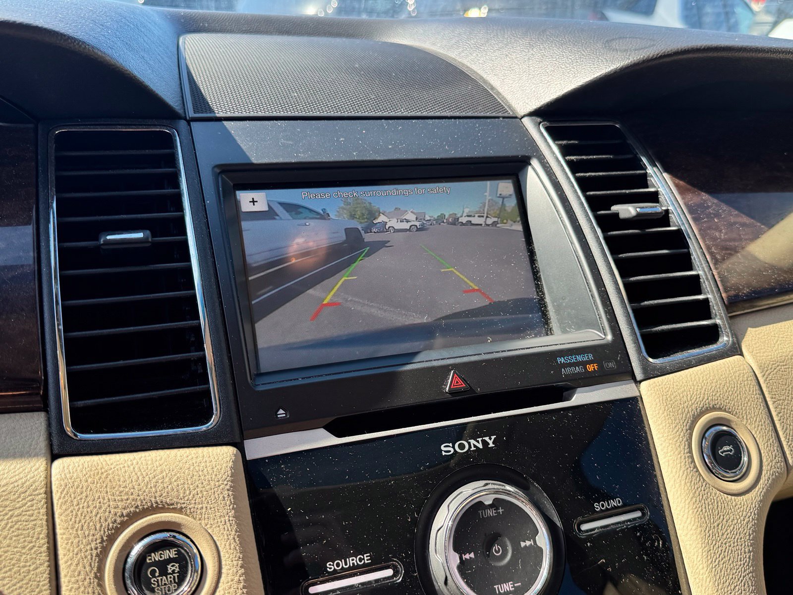 Used 2017 Ford Taurus Limited FWD image 20