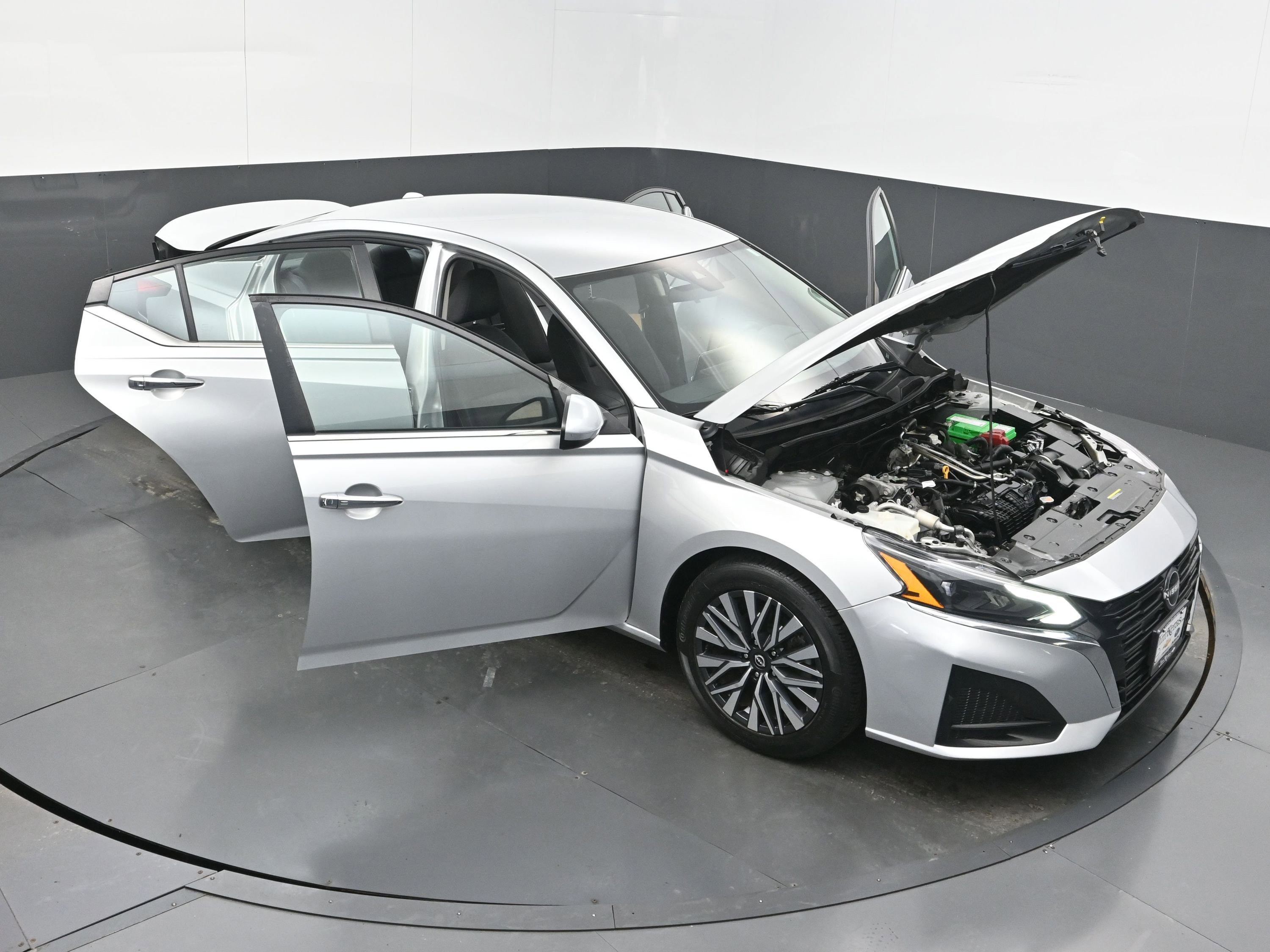 Used 2023 Nissan Altima 2.5 SV image 39