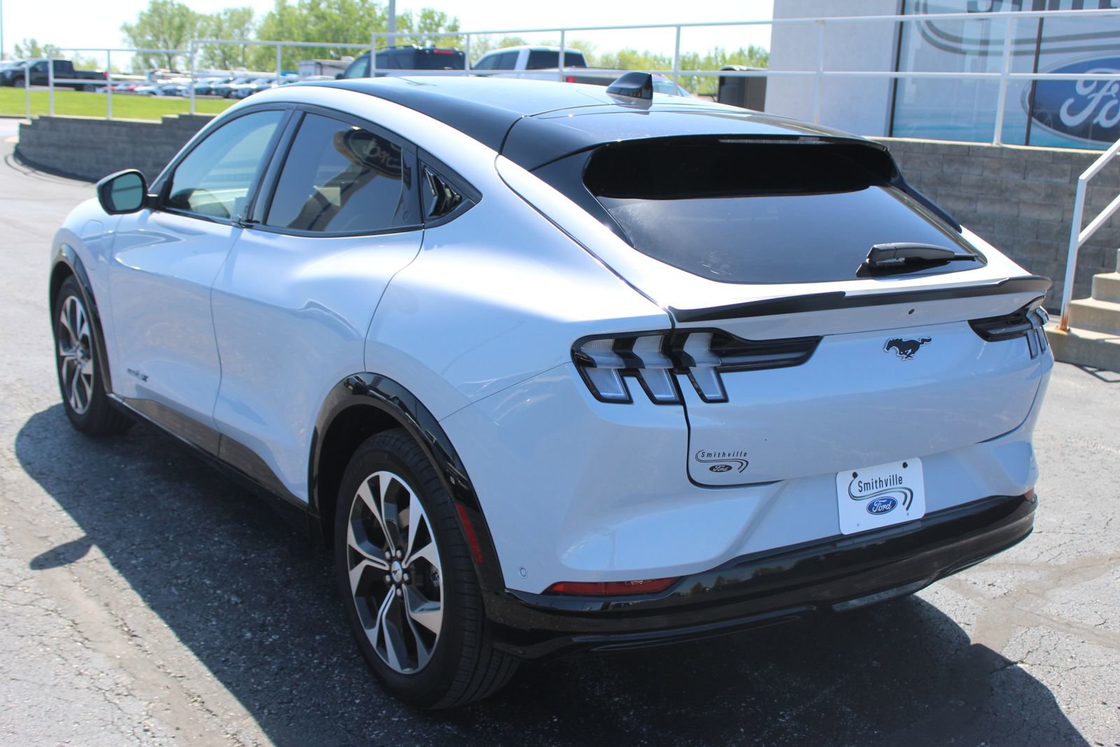 Used 2023 Ford Mustang Mach-E Premium AWD/4WD image 5