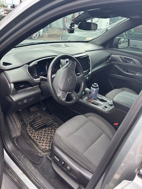 Used 2024 Chevrolet Traverse LT w/ Midnight/Sport Edition AWD/4WD image 11