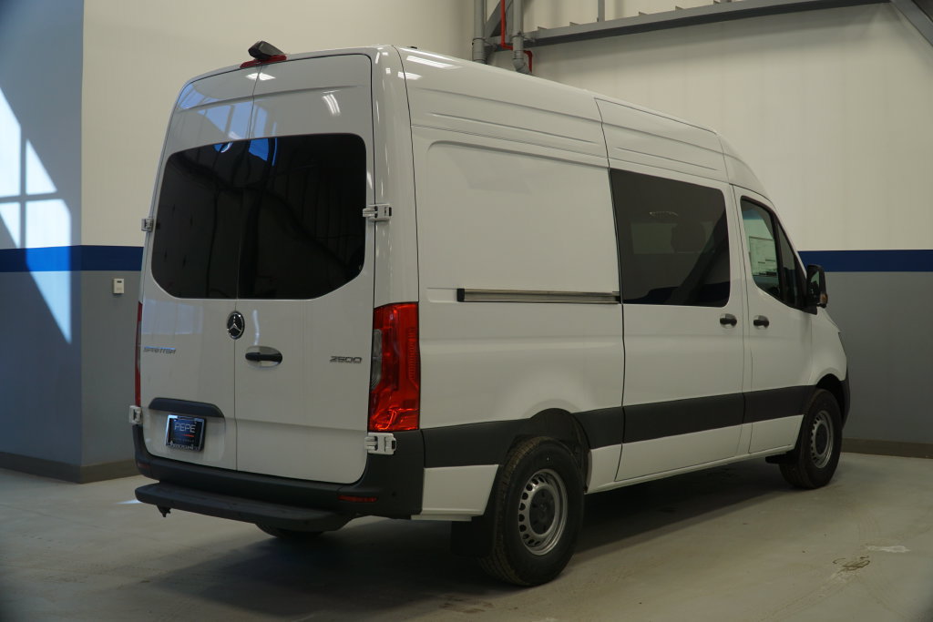 New 2026 Mercedes-Benz Sprinter 2500 image 6