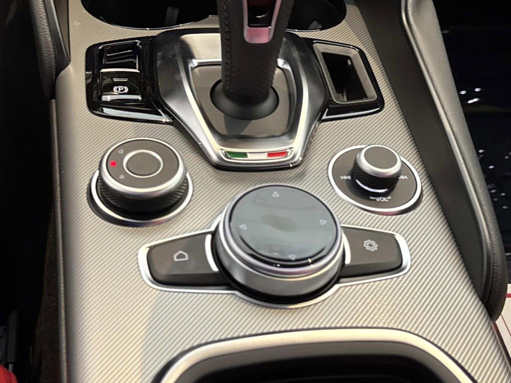 New 2026 Alfa Romeo Giulia AWD w/ Driving Assist Package image 16