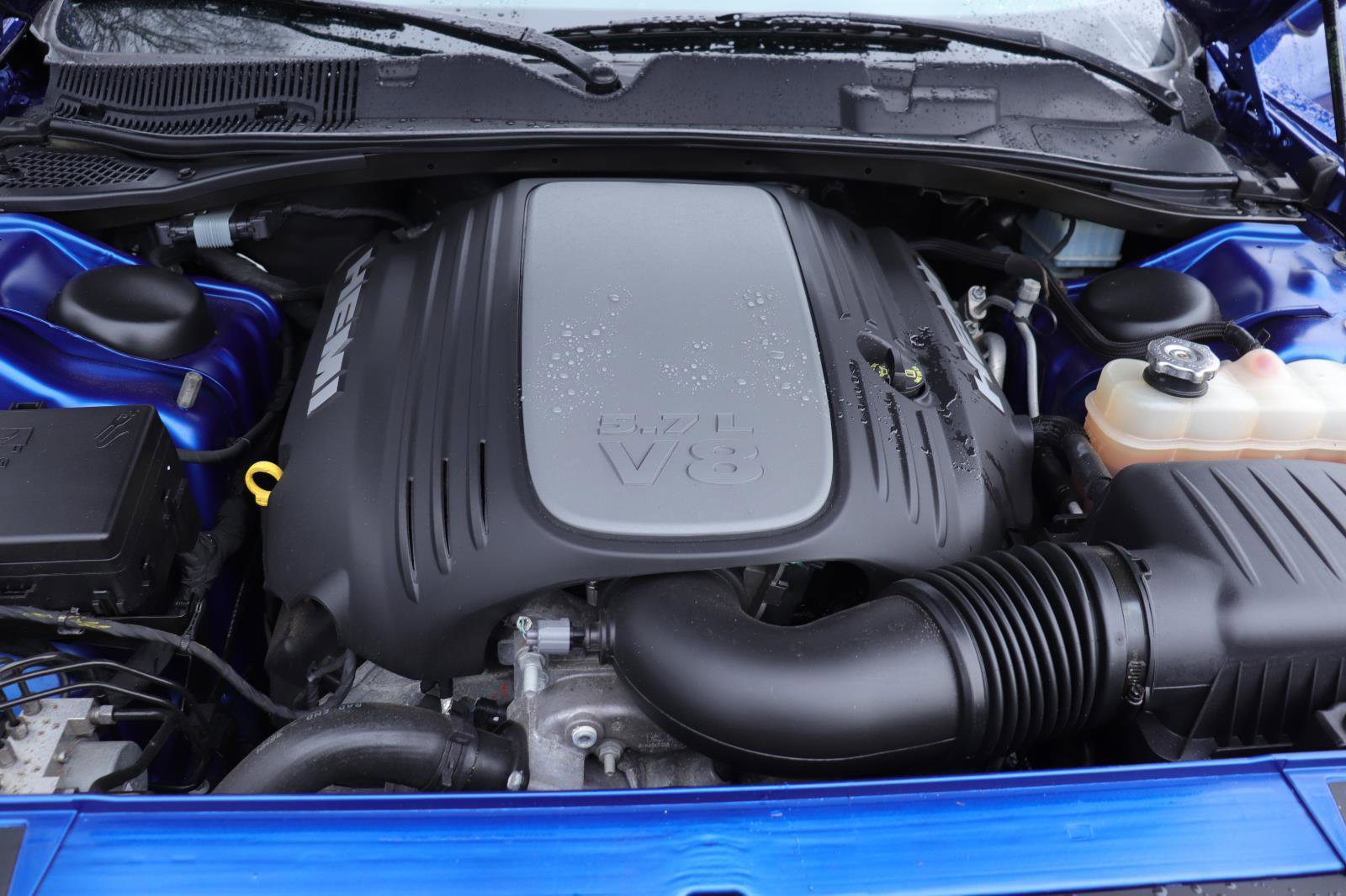 Used 2019 Dodge Challenger R/T w/ Plus Package image 31