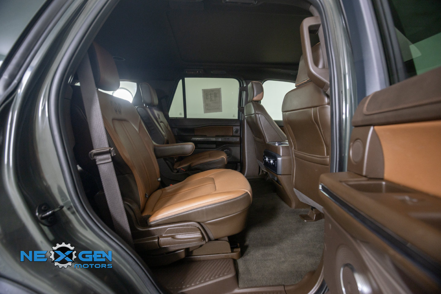 Used 2023 Ford Expedition King Ranch AWD/4WD image 41