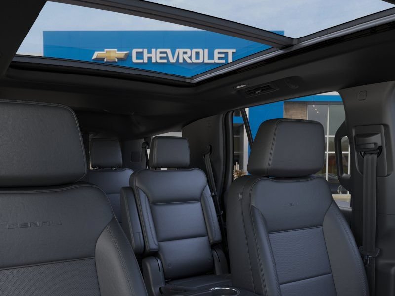 New 2026 GMC Yukon Denali w/ Sun & Power Step Package AWD/4WD image 24