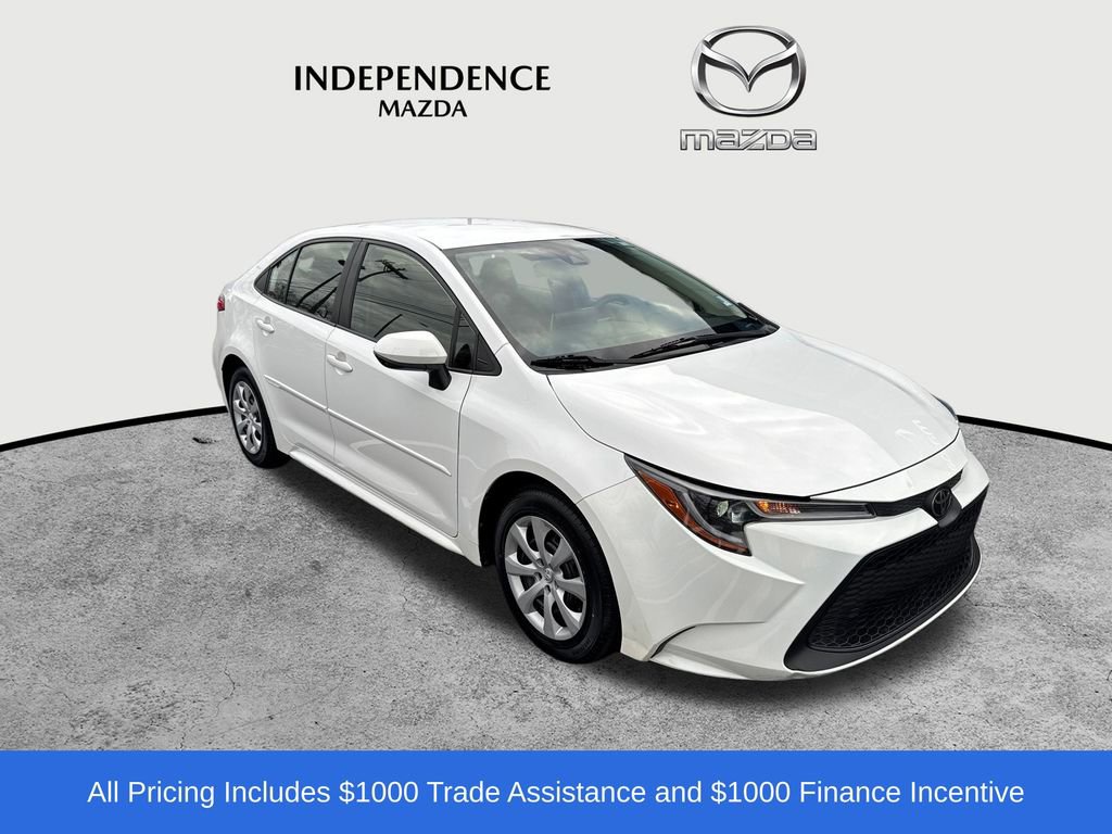 Used 2020 Toyota Corolla LE image 1