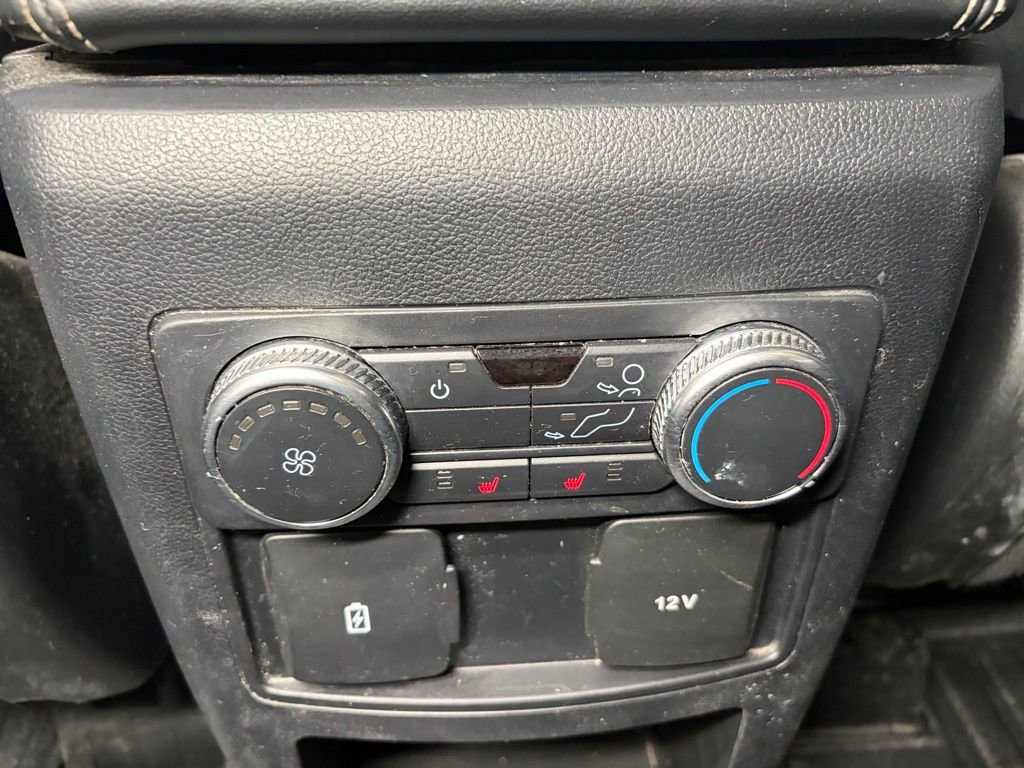 Used 2020 Ford Explorer XLT w/ Equipment Group 202A image 24