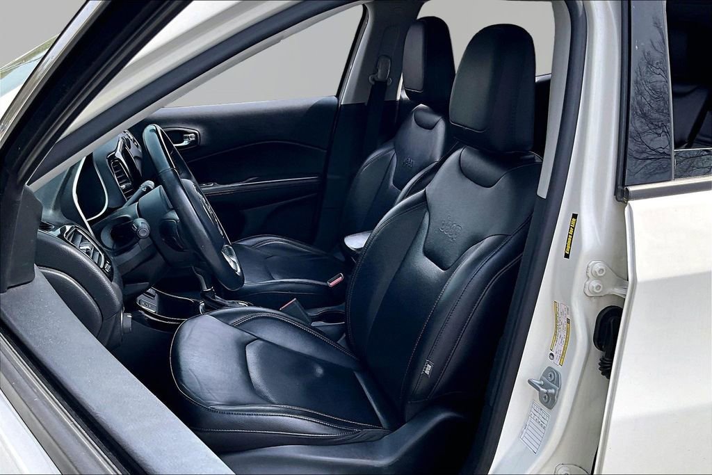 Used 2019 Jeep Compass Limited image 15