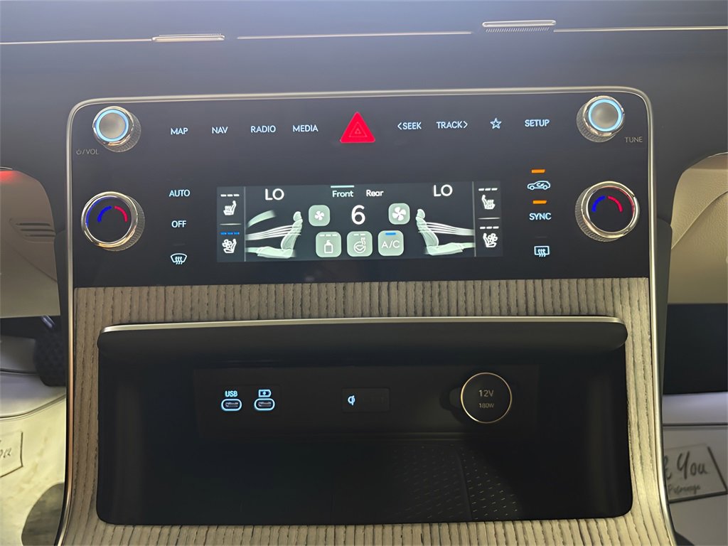 New 2025 Genesis GV80 3.5T Prestige image 24