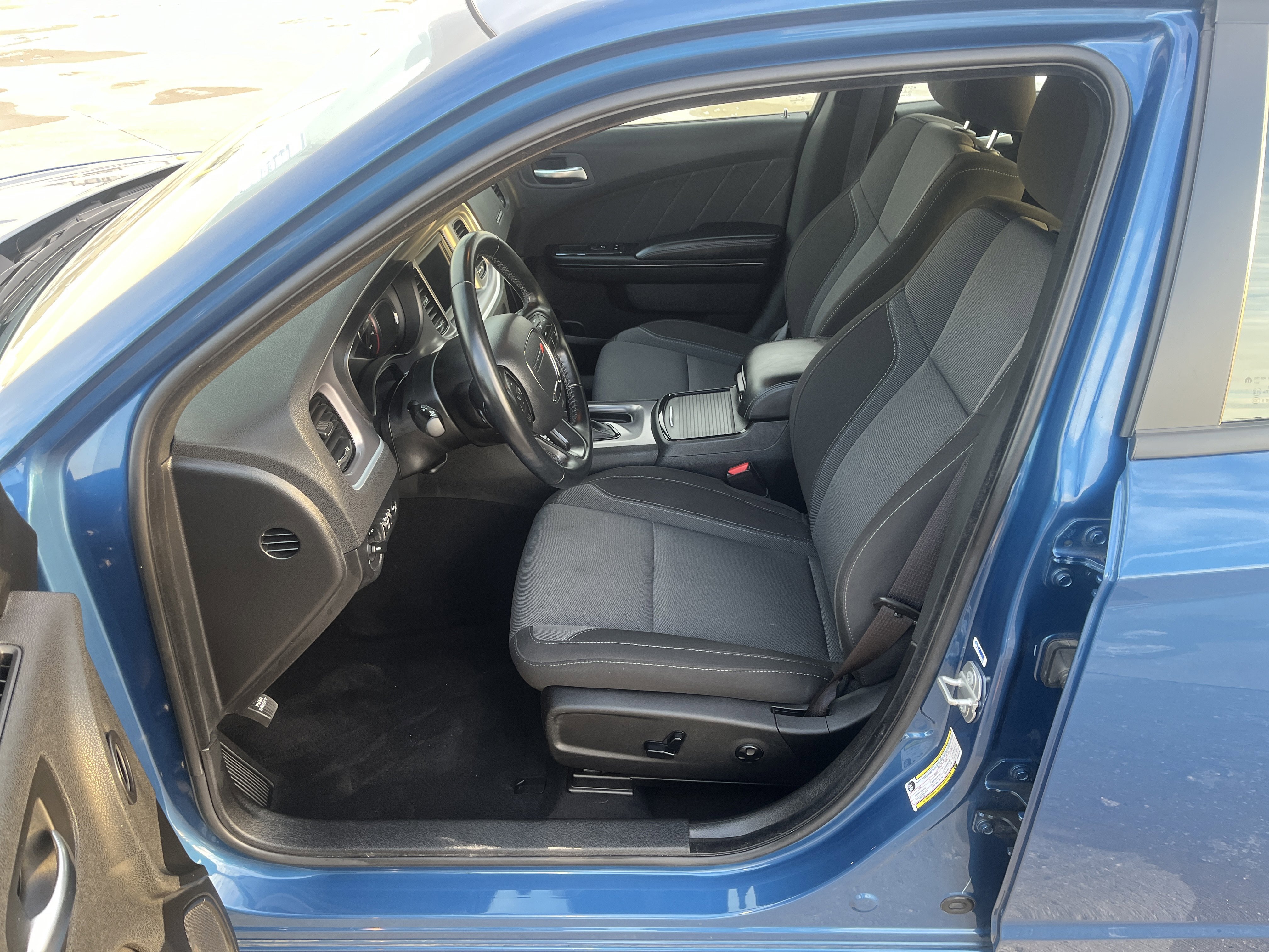 Used 2021 Dodge Charger SXT w/ Blacktop Package image 9