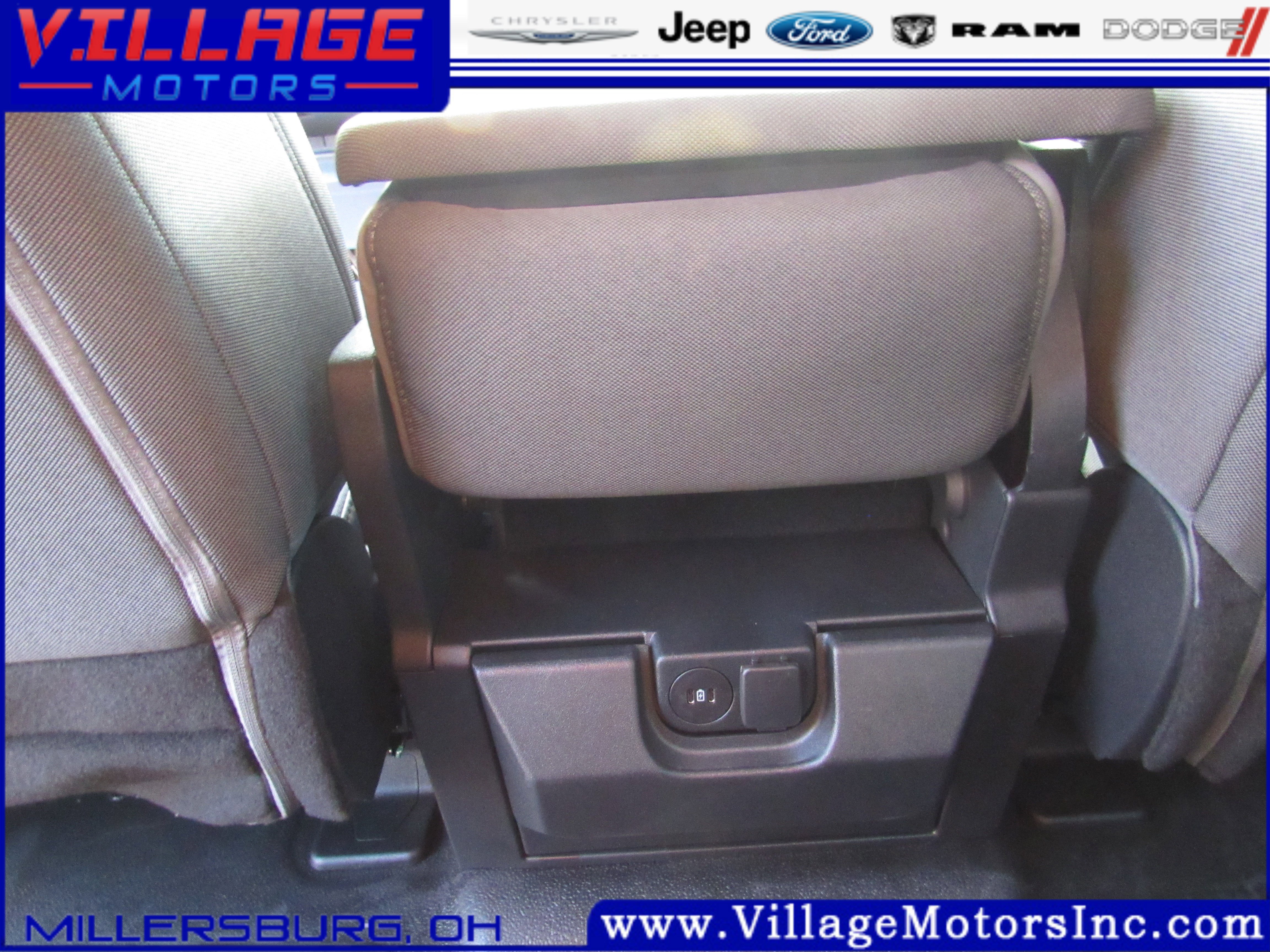 Used 2024 Ford F350 XL w/ Snow Plow Prep Package image 18