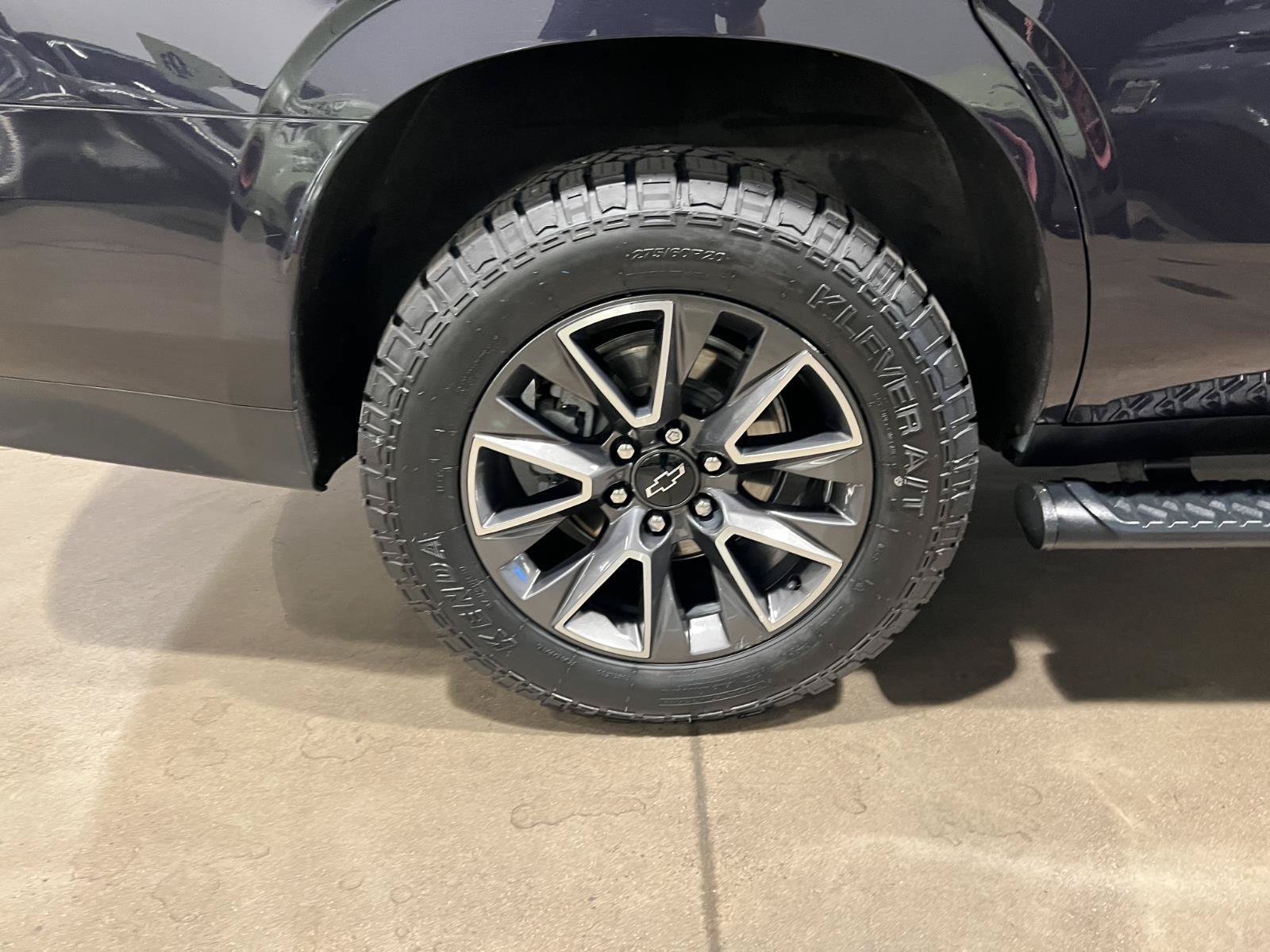 Used 2022 Chevrolet Tahoe Z71 AWD/4WD image 45
