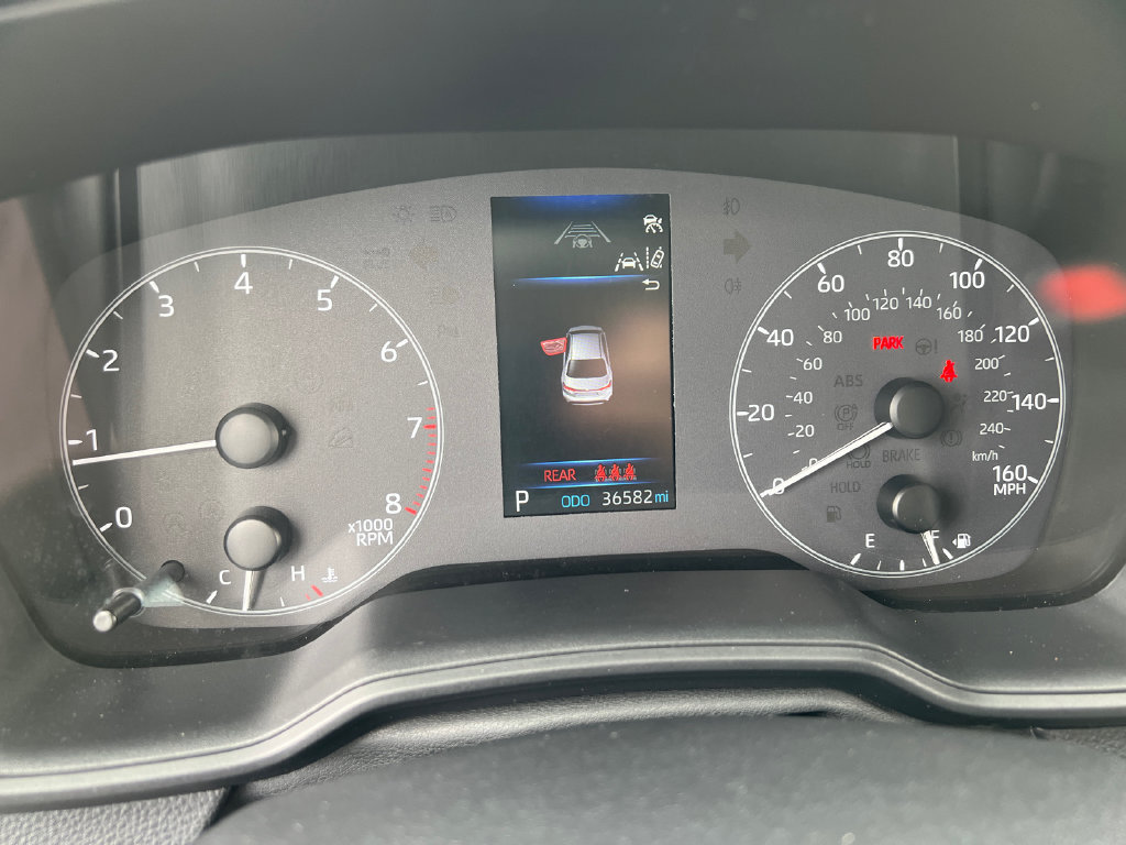 Used 2025 Toyota Corolla LE FWD image 21