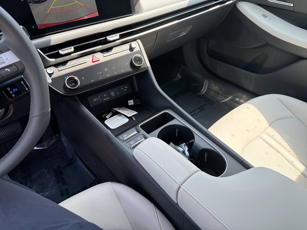 New 2026 Hyundai Sonata SEL FWD image 19