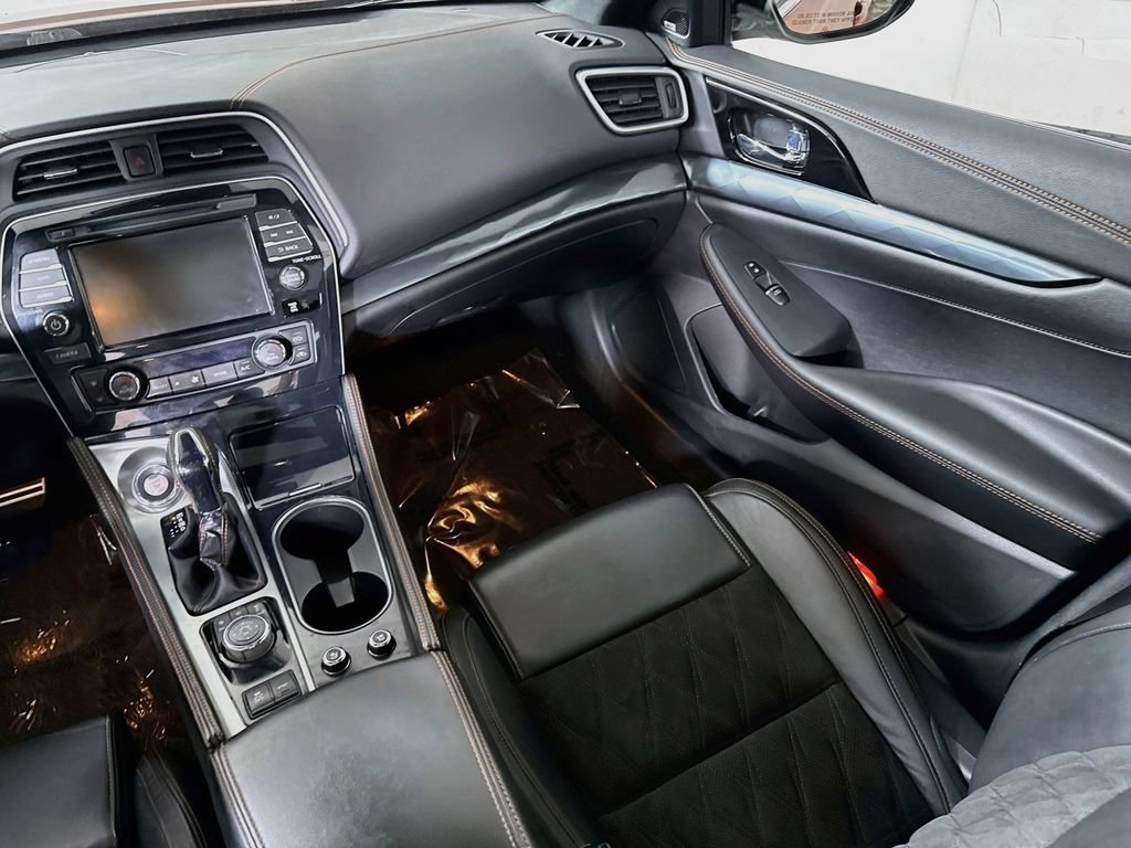 Used 2021 Nissan Maxima SR w/ Sport Mat Group FWD image 26
