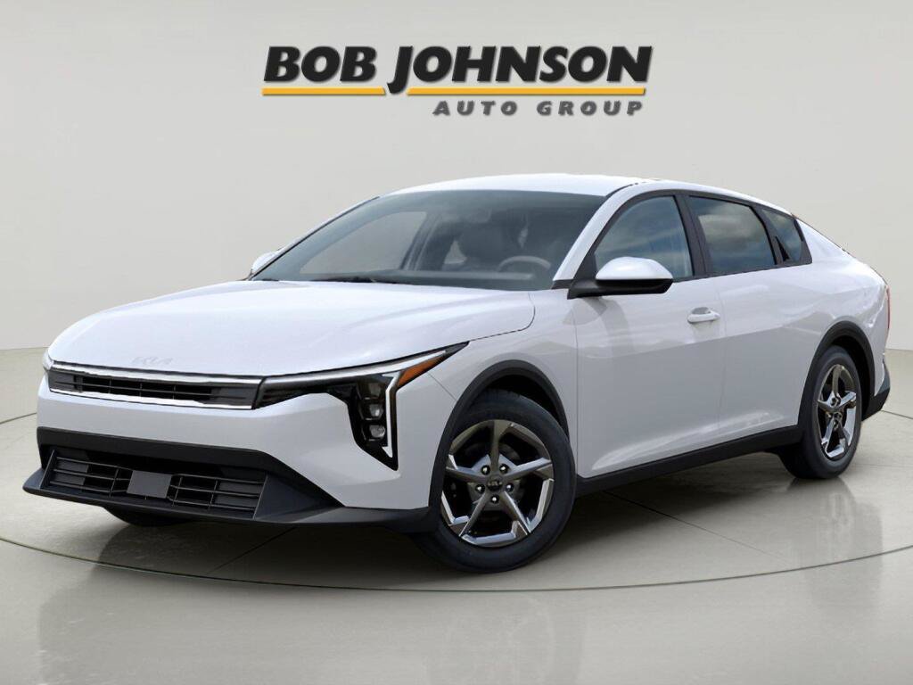 New 2026 Kia K4 FWD image 3