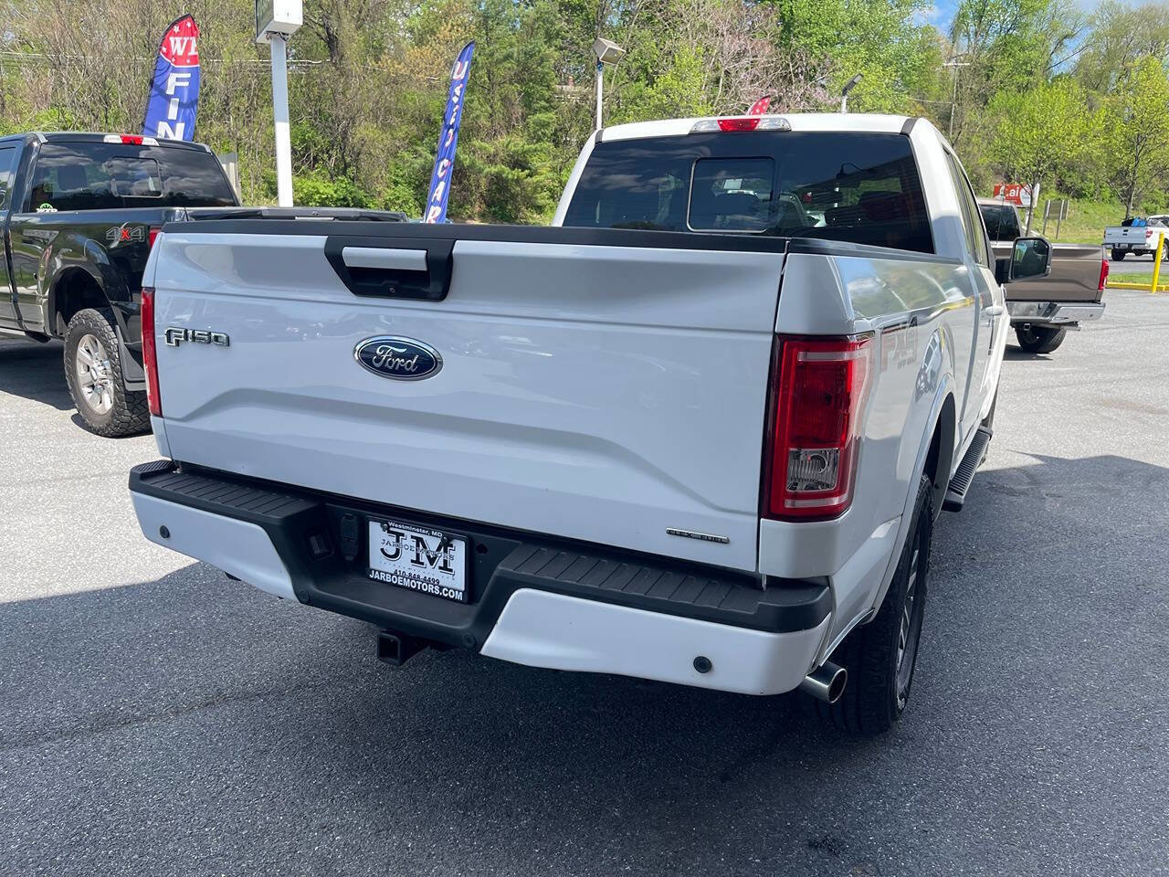 Used 2015 Ford F150 XLT w/ Equipment Group 302A Luxury AWD/4WD image 8