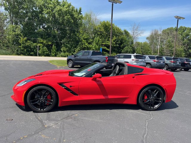 Used 2015 Chevrolet Corvette Stingray Coupe w/ 2LT Preferred Equipment Group image 4