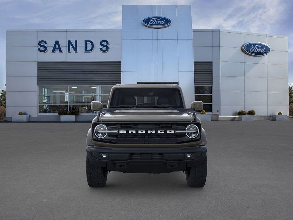 New 2026 Ford Bronco Outer Banks image 6