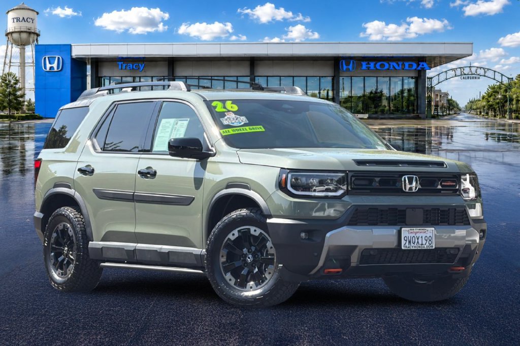 Used 2026 Honda Passport TrailSport Elite image 2