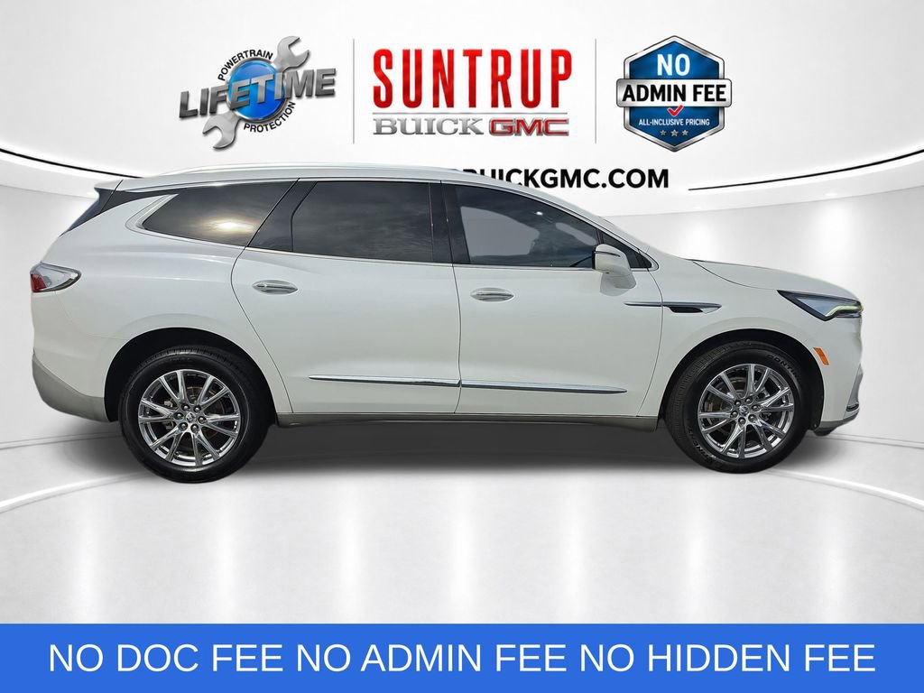 Used 2023 Buick Enclave Premium w/ Experience Buick Package FWD image 7