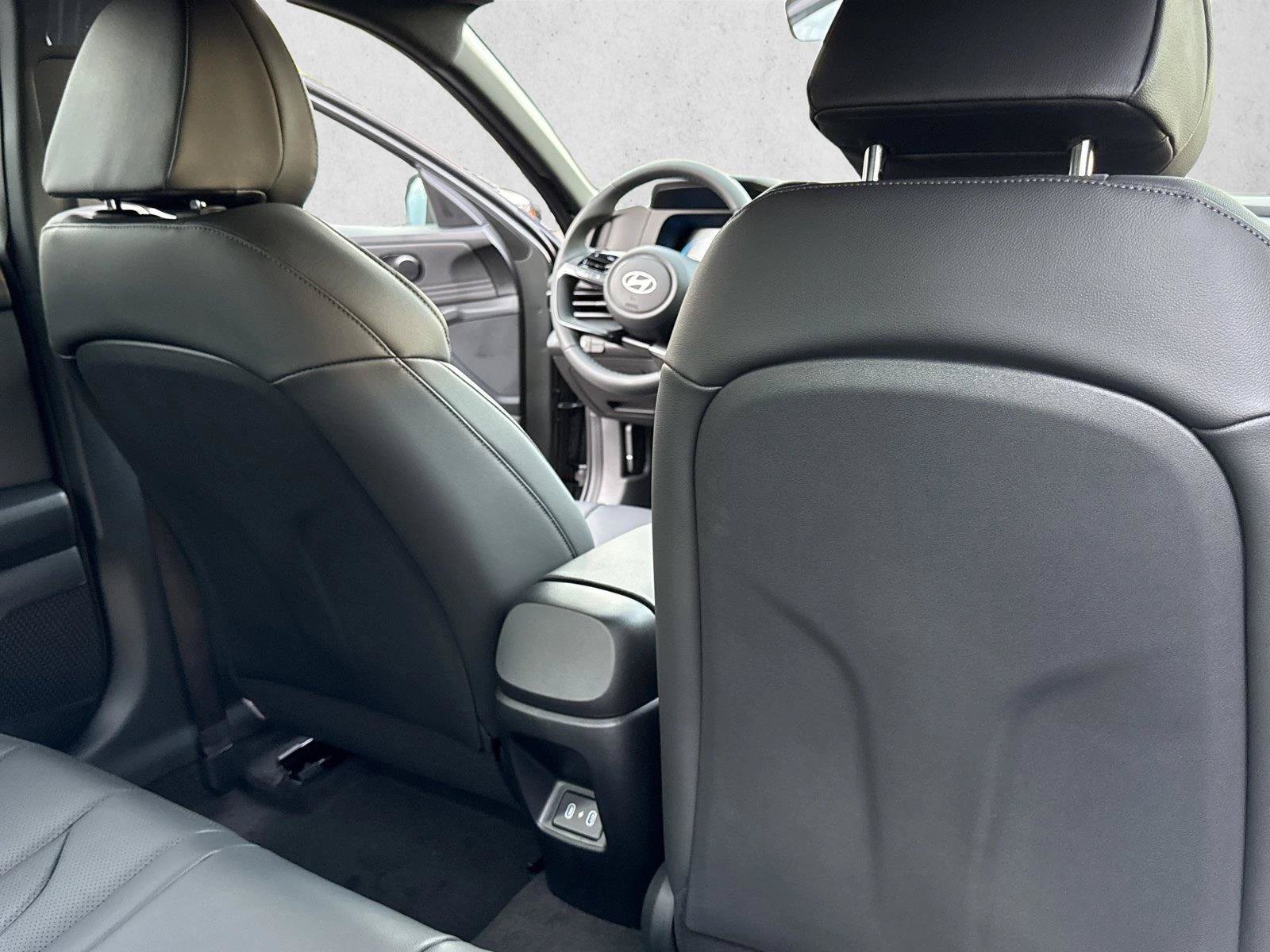 New 2026 Hyundai Elantra SEL Sport FWD image 20