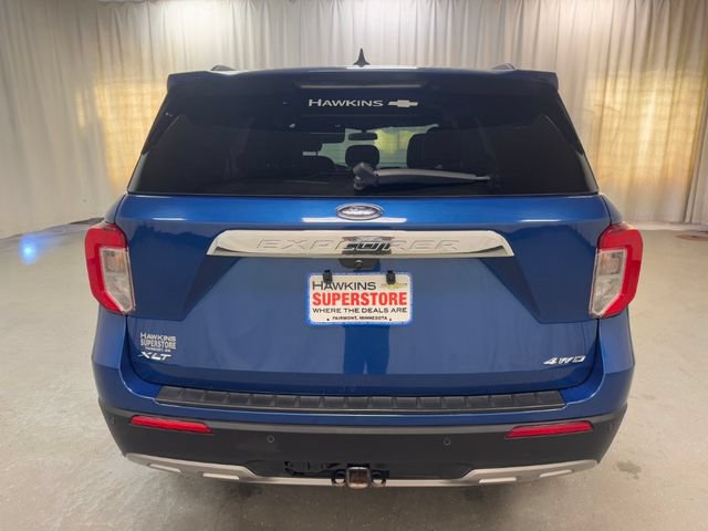 Used 2022 Ford Explorer XLT w/ Equipment Group 202A AWD/4WD image 5