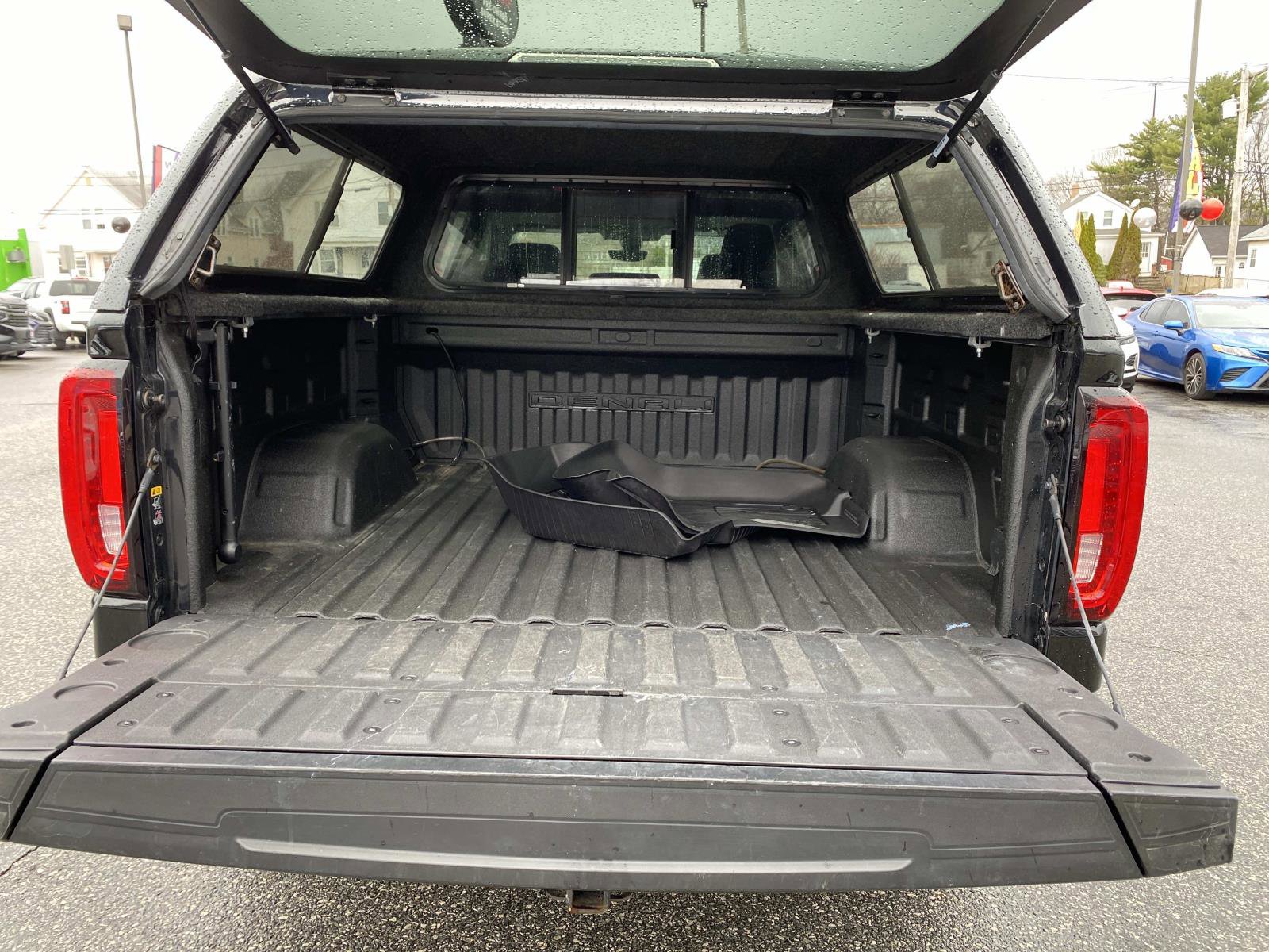 Used 2019 GMC Sierra 1500 Denali w/ Denali Ultimate Package AWD/4WD image 6