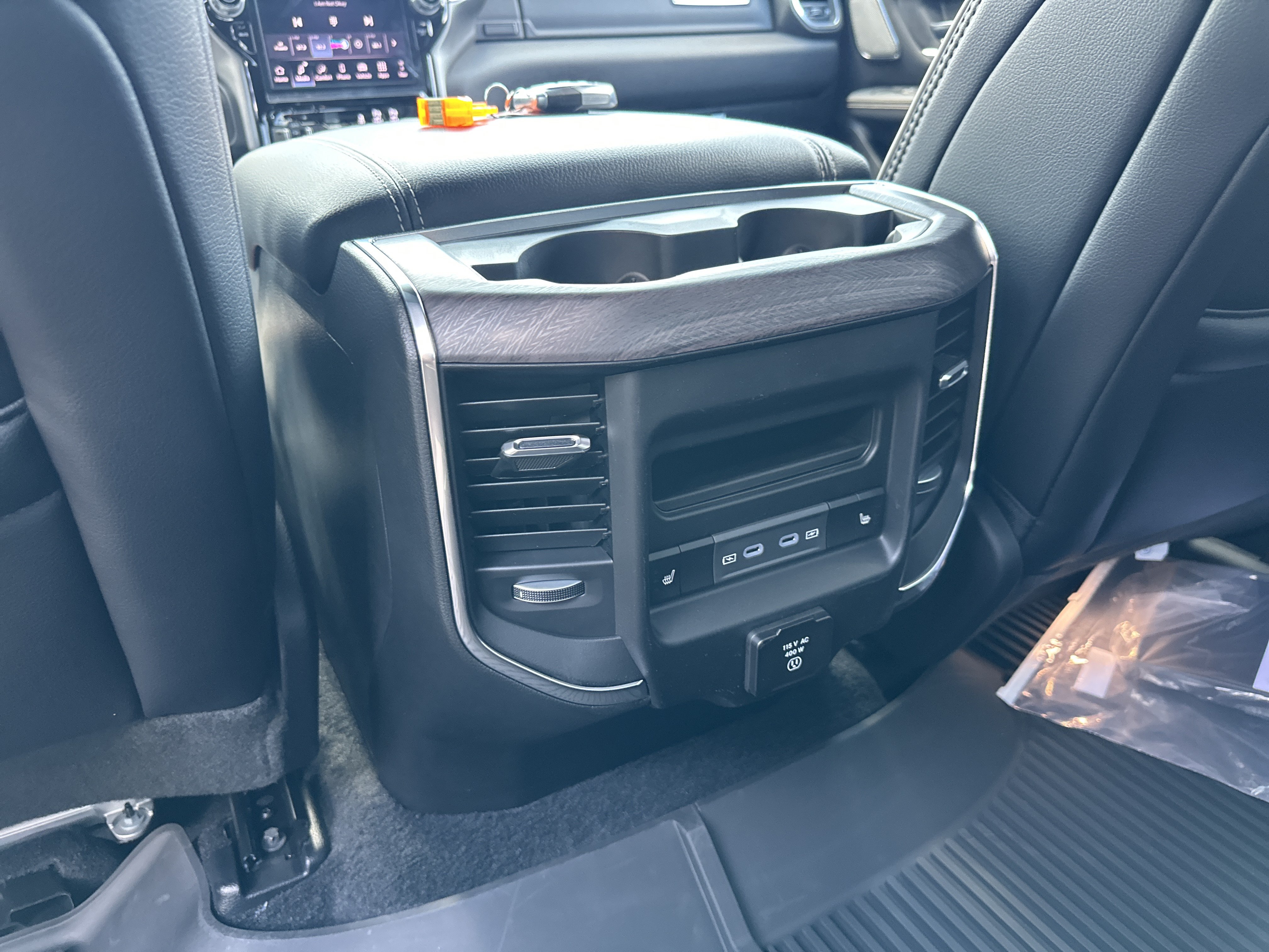 New 2027 RAM 1500 Laramie w/ Night Edition AWD/4WD image 34