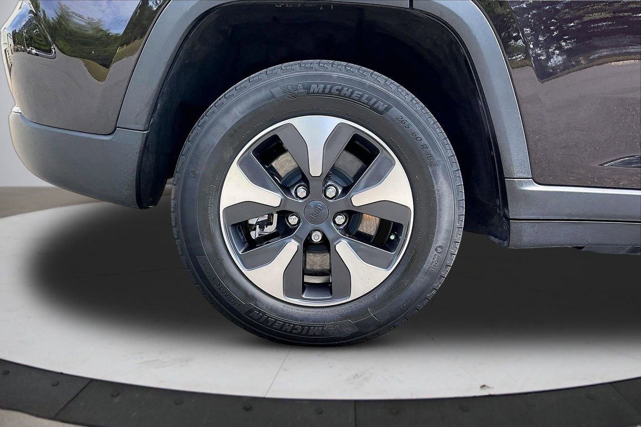 Certified 2022 Jeep Grand Cherokee Limited 4xe AWD/4WD image 38