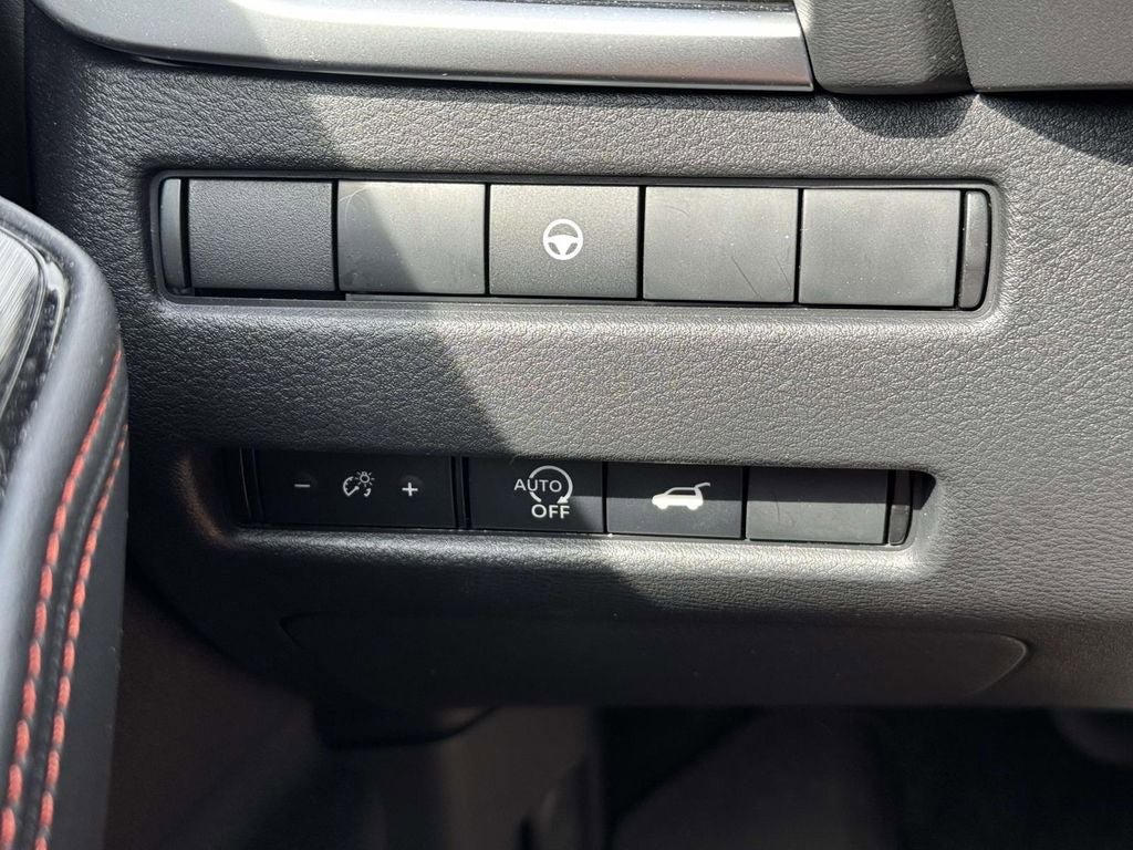 Certified 2025 Nissan Rogue SV image 19