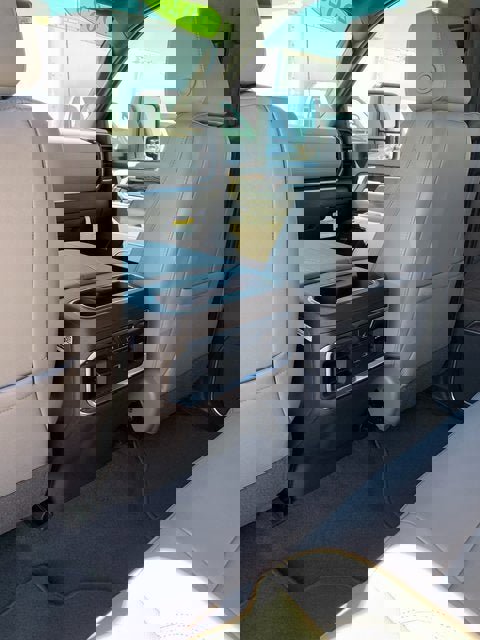 New 2025 GMC Sierra 2500 SLT w/ SLT Convenience Package image 14