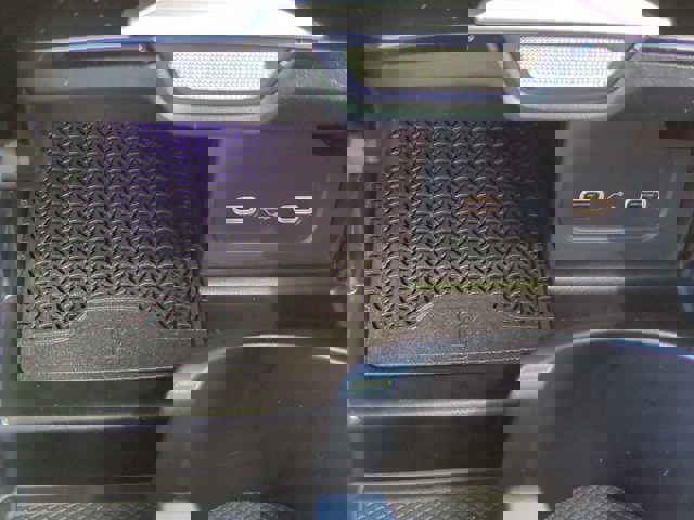 Used 2025 Mercedes-Benz C 300 Sedan image 21