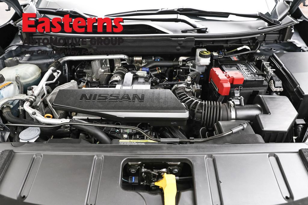 Used 2024 Nissan Rogue S image 7