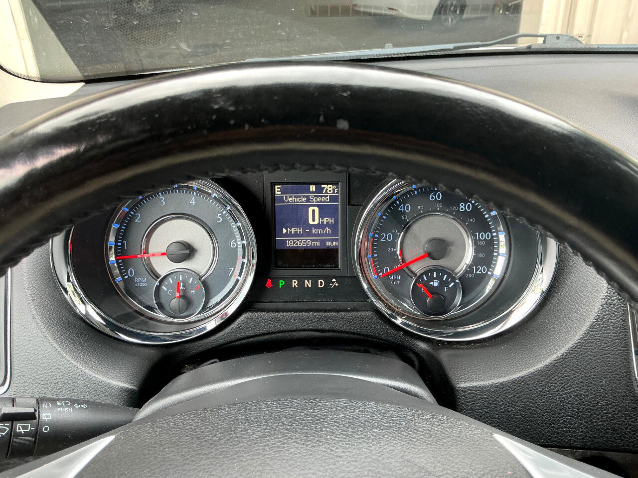 Used 2013 Chrysler Town & Country Touring-L w/ Driver Convenience Group image 22