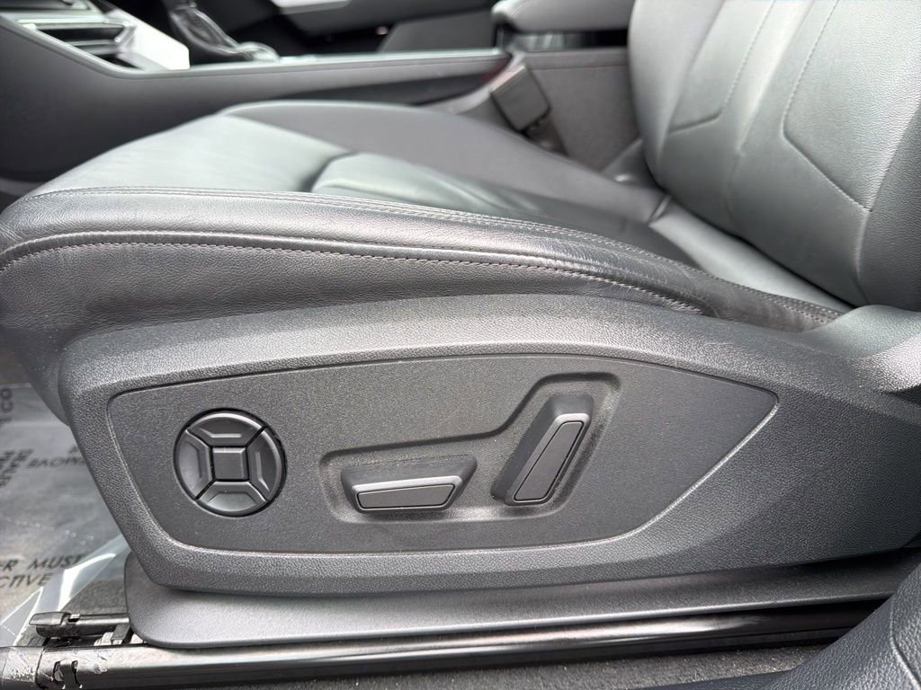 Used 2022 Audi Q3 2.0T Premium Plus image 25