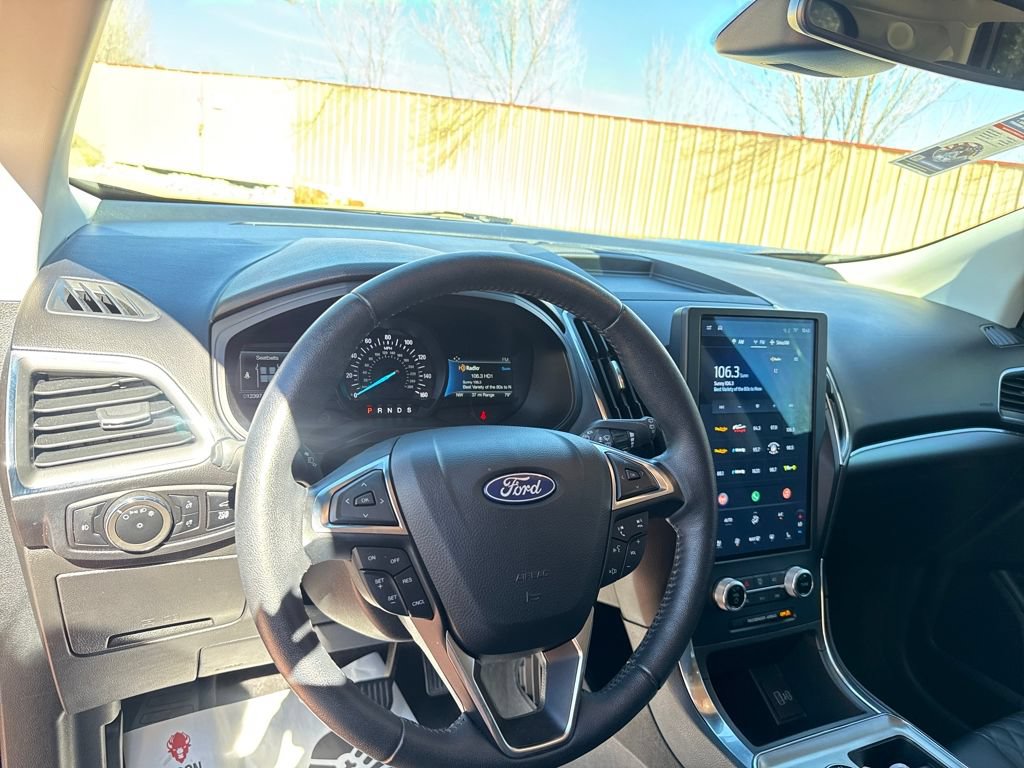 Used 2024 Ford Edge Titanium AWD/4WD image 15