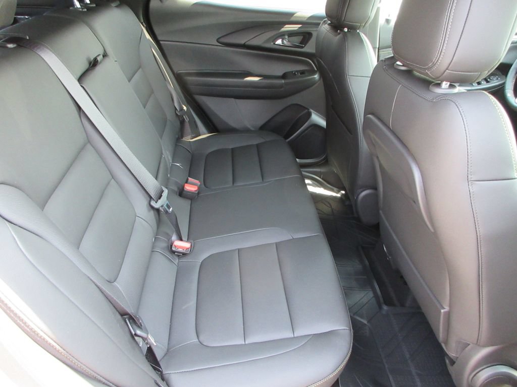 New 2026 Chevrolet TrailBlazer ACTIV w/ Driver Confidence Package FWD image 17