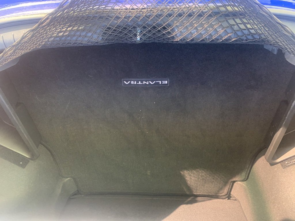 Certified 2024 Hyundai Elantra SE image 31