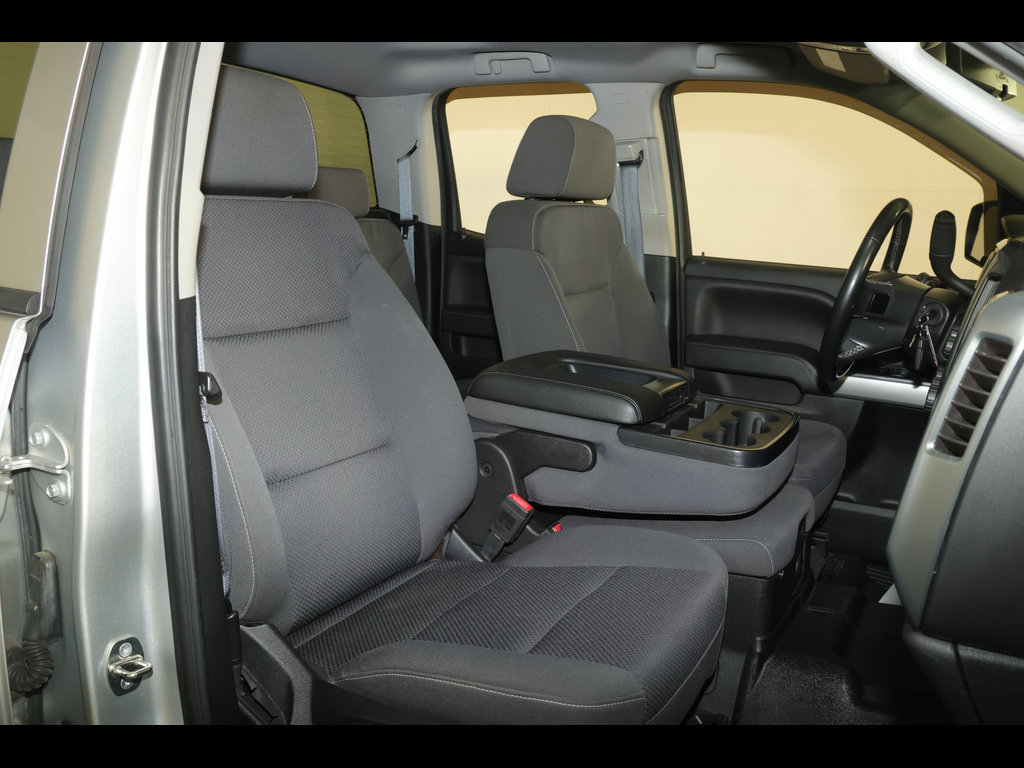 Certified 2019 Chevrolet Silverado 1500 LT w/ All Star Edition AWD/4WD image 31