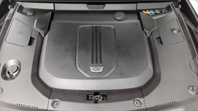 Used 2024 Cadillac Lyriq Tech w/ LPO, Floor Liner Package AWD/4WD image 31