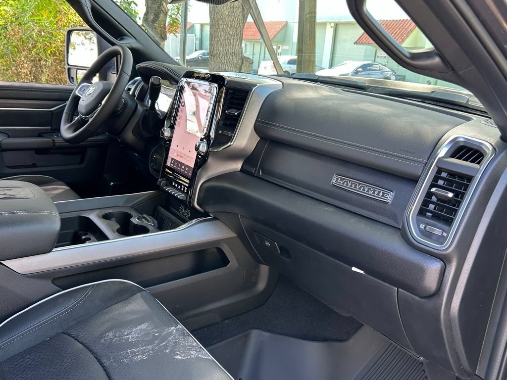 New 2026 RAM 3500 Laramie w/ Night Edition AWD/4WD image 39