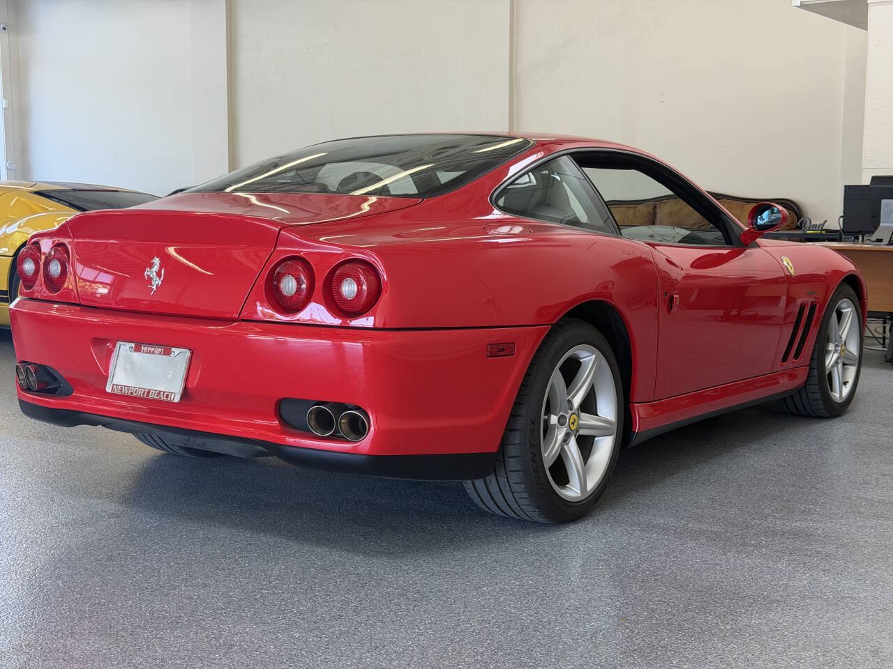 Used 2002 Ferrari 575M Maranello RWD image 14