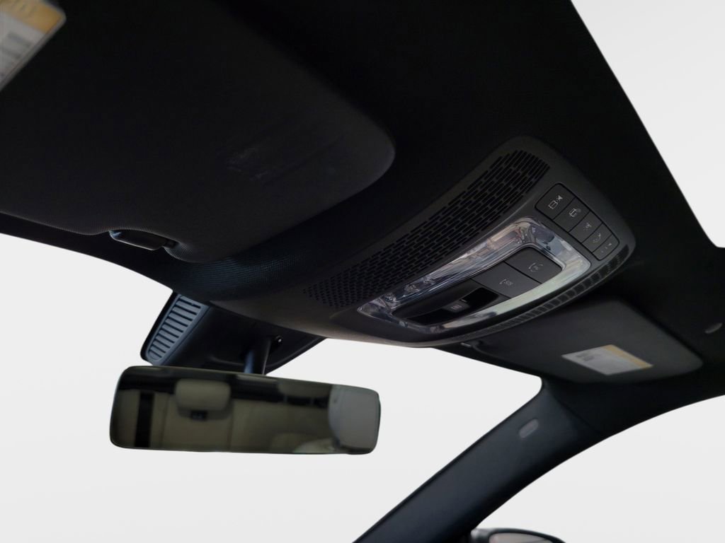 Used 2022 Mercedes-Benz GLA 250 4MATIC image 24