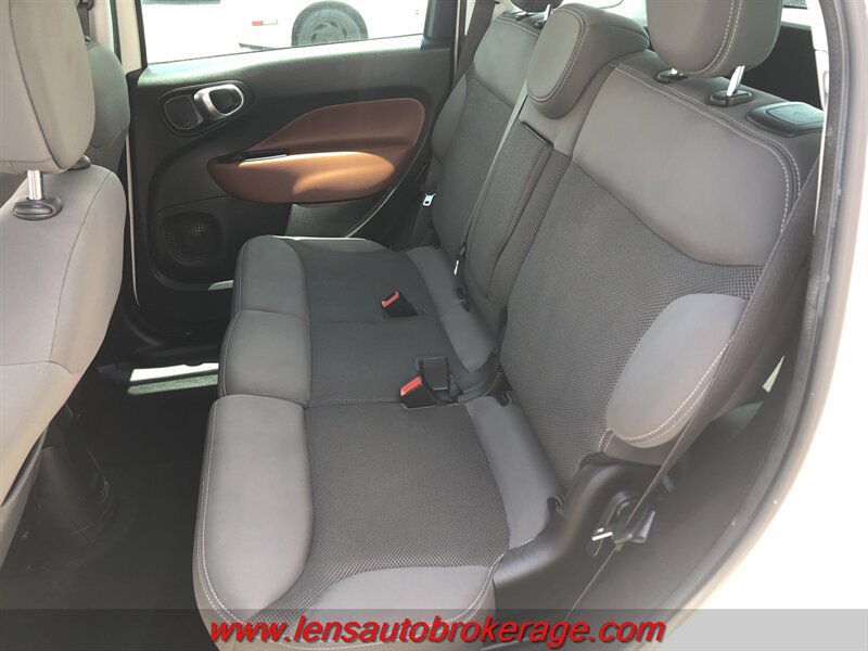 Used 2014 FIAT 500L Trekking w/ Popular Equipment Group FWD image 21