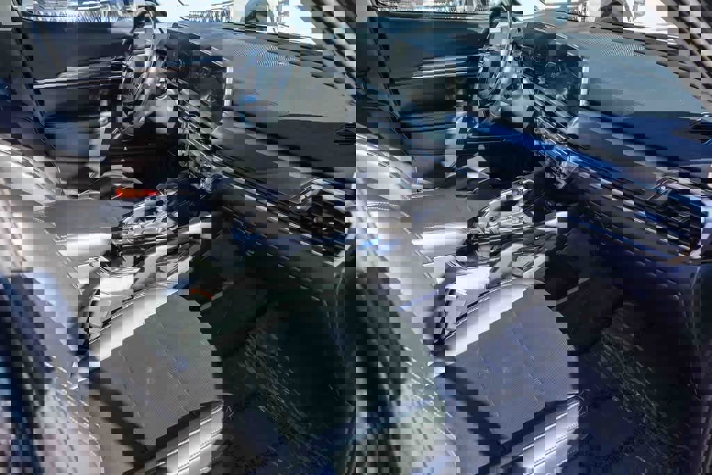 Certified 2024 Kia Telluride LX image 15